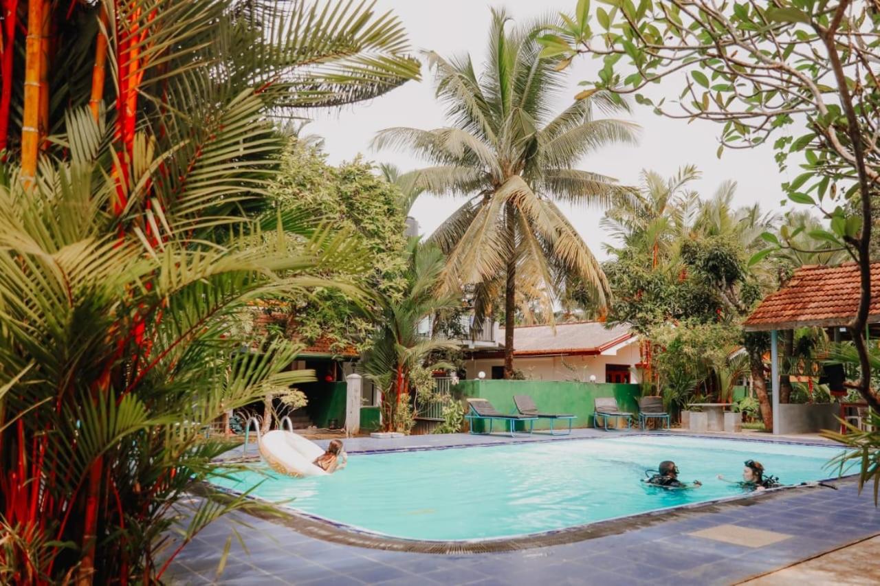Damith Guest House Unawatuna Exterior photo