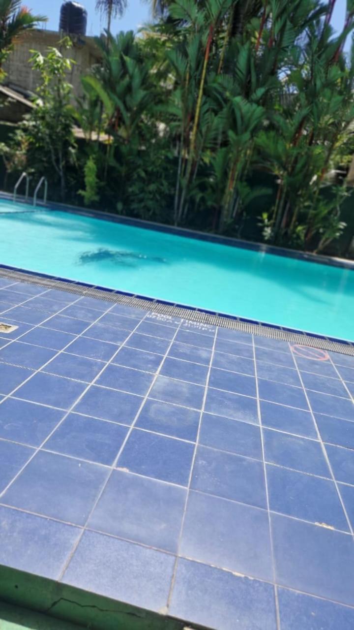 Damith Guest House Unawatuna Exterior photo