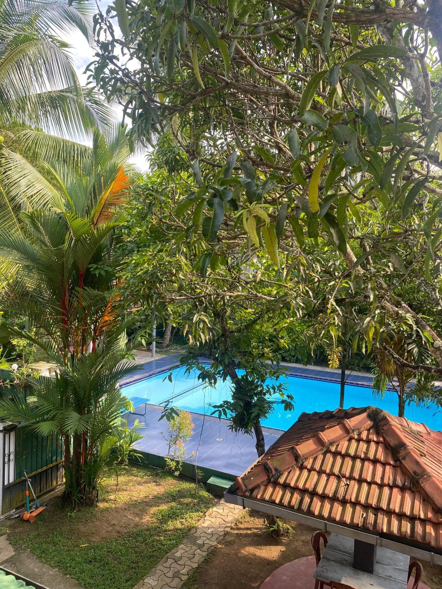 Damith Guest House Unawatuna Exterior photo